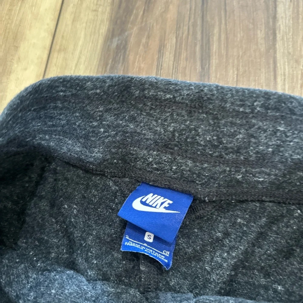 Nike womens sportswear